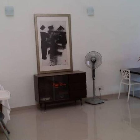 Terrace House Near Stulang Laut Ciq Midvalley Ksl For 7Pax Johor Bahru Ngoại thất bức ảnh