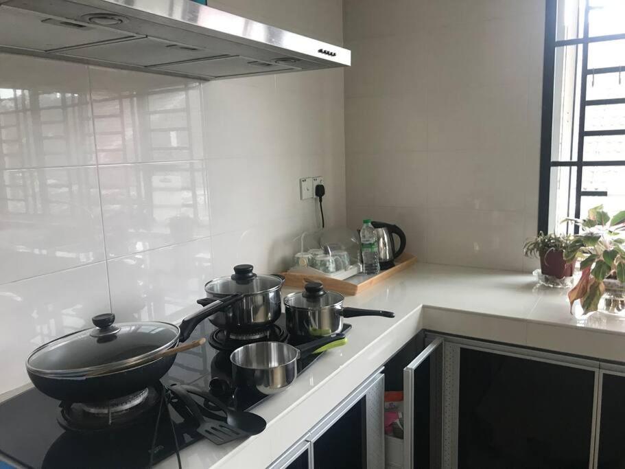 Terrace House Near Stulang Laut Ciq Midvalley Ksl For 7Pax Johor Bahru Ngoại thất bức ảnh