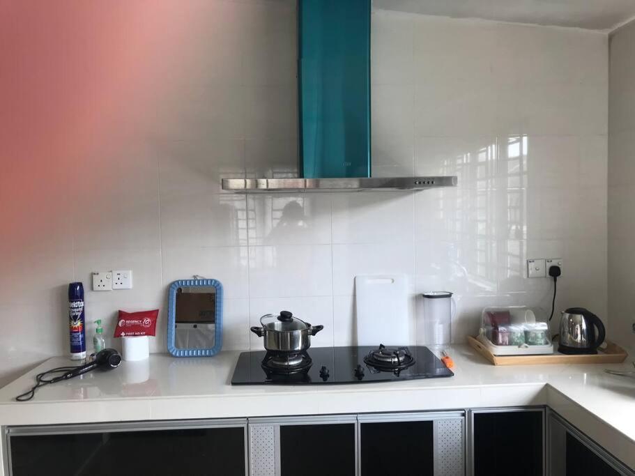 Terrace House Near Stulang Laut Ciq Midvalley Ksl For 7Pax Johor Bahru Ngoại thất bức ảnh