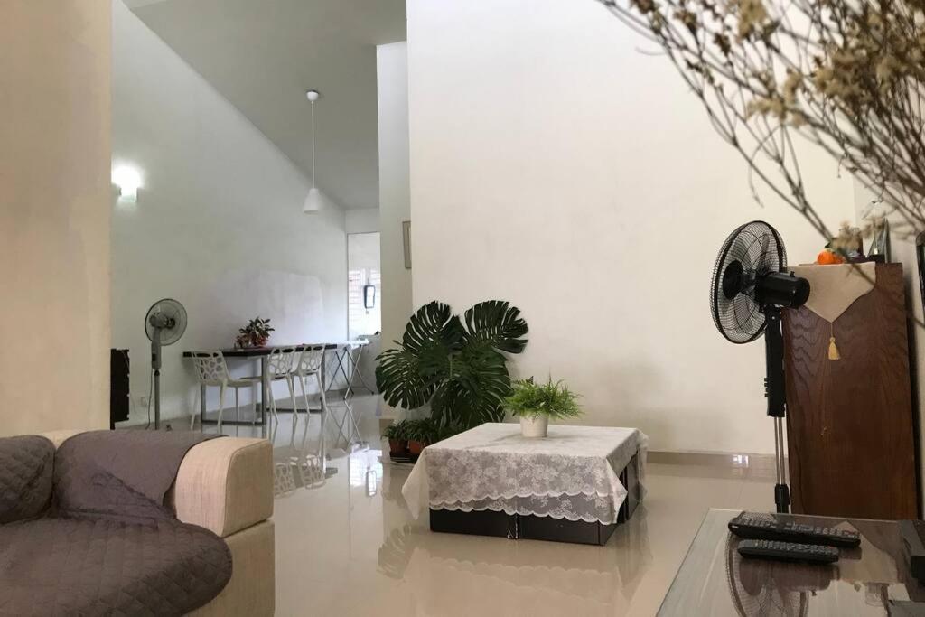 Terrace House Near Stulang Laut Ciq Midvalley Ksl For 7Pax Johor Bahru Ngoại thất bức ảnh