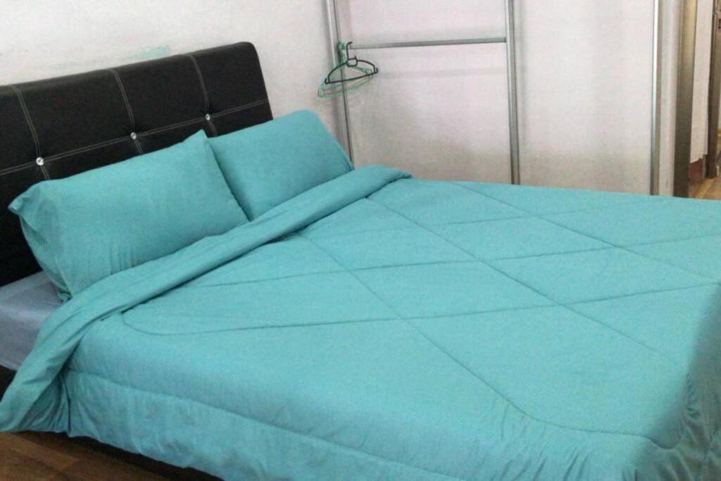 Terrace House Near Stulang Laut Ciq Midvalley Ksl For 7Pax Johor Bahru Ngoại thất bức ảnh
